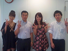 埼玉新聞の土澤さん、前田さん、美貴ちゃんと 埼玉新聞の土澤さん、前田さん、美貴ちゃんと